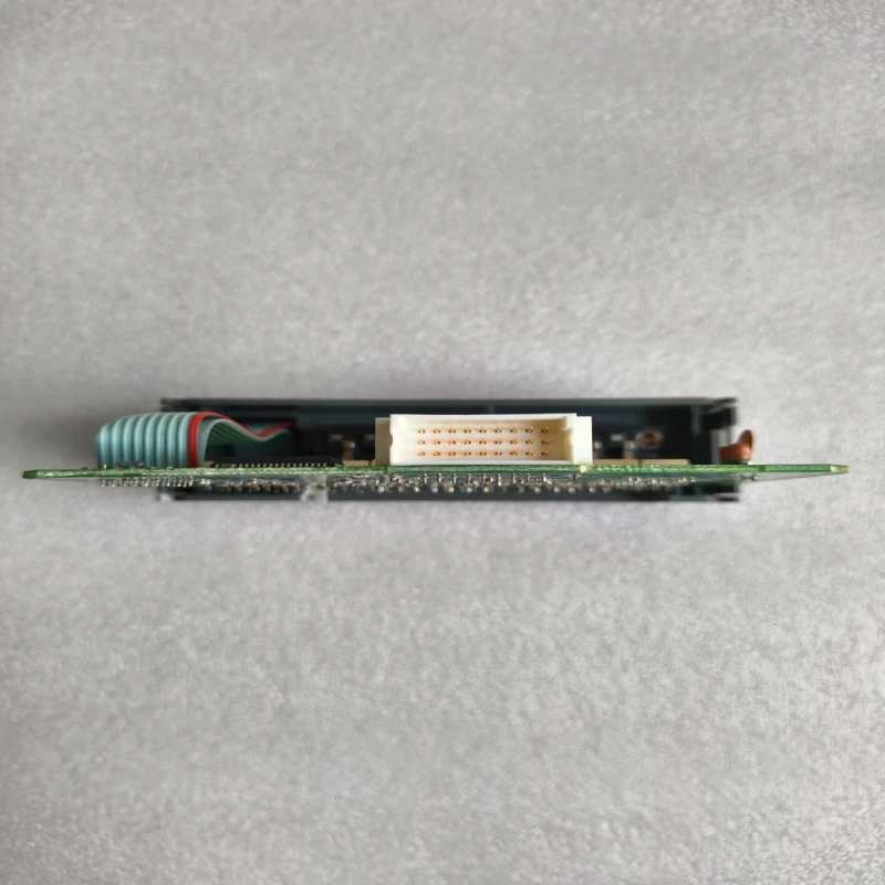 Allen-Bradley 1746-OB16 SLC 500 16-Point 24V DC Source Output Module thumbnail 7118